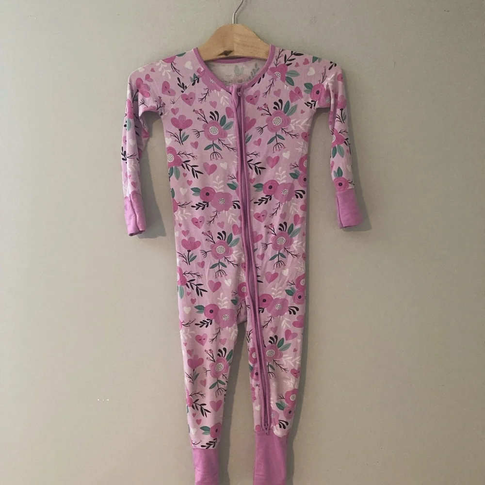 $32 ADD ON Little Sleepies bamboo kyte posh peanut 12-18M sweetheart floral‎